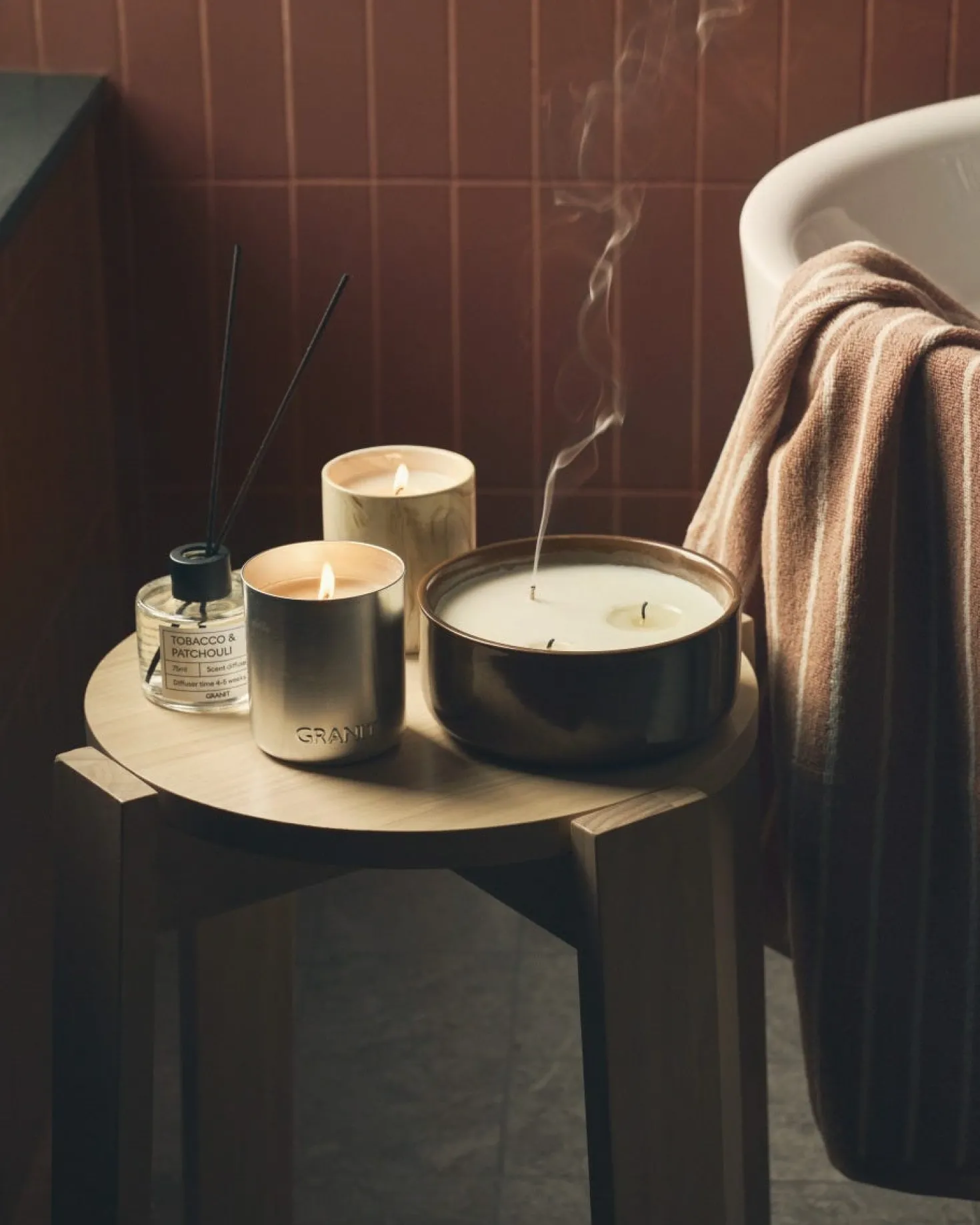 Doftljus Sandalwood 620g Keramik